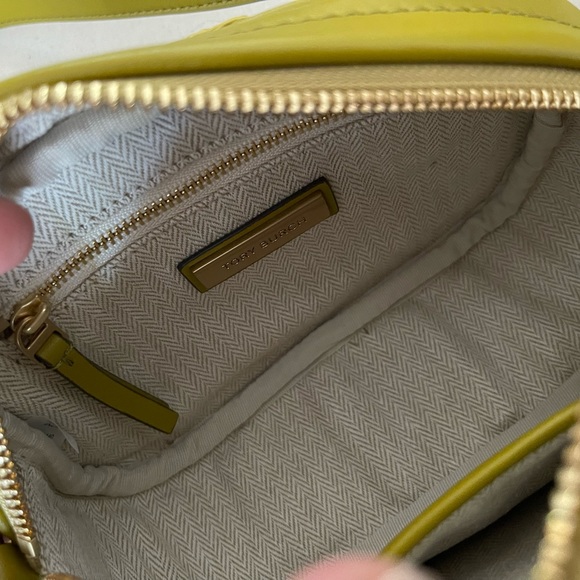 New Tory Burch KIRA CROCHET SMAL.
CAMERA BAG - Picture 8 of 11